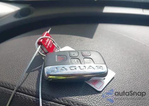 2016 Jaguar Xf 35T Premium из США, поврежденный, VIN SAJBJ4BV4GCY20730